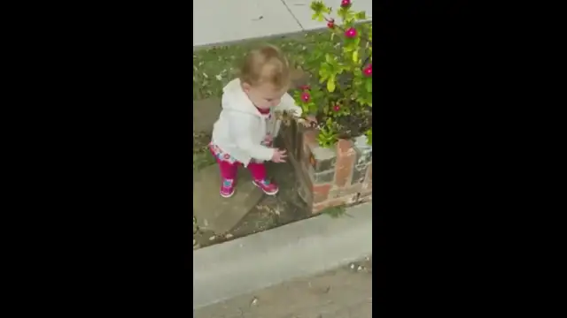 Little girl sees hand sanitizer dispensers anywhere even power sockets - Parents don´t stop her?