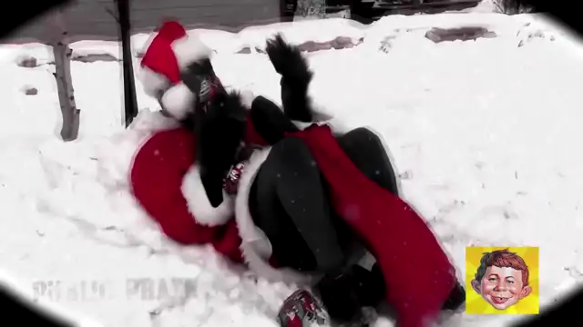 SuperbuggG 🎵 The Grinch What Gave Back Xmas